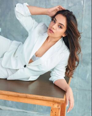 Nidhi Singh Instagram - Loyalty isn’t grey. 
It’s black & white. ♠️

- Unknown