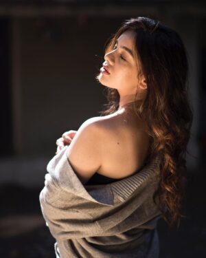 Nidhi Singh Instagram - 🌤☀️