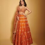 Nimrat Kaur Instagram - Happy happy Diwali!!! Love, light and joy to everyone…🪔🌟♥️ दिवाली की बहुत बहुत शुभकामनाएँ आप सभी को…मिठाई और मनोरंजन में आपका पूरा दिन निकले 🪔🌟♥️ HMU : @shraddhamishra8 assisted by @bharatlimba.hmu Stylist : @namitaalexander assisted by @simrannakraa Outfit : @paulmiandharsh Jewellery : @ekvayajewels @goldenwindow @ascend.rohank Photographer : @visualaffairs_va #happydiwali #loveandlight