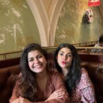 Nimrat Kaur Instagram - Something naughty something nice…too much sugar and some spice 😉 Best day spent in best company over the best meal - in no particular order!! Happy kisssssmassss to us all 💋♥️🎄 #canthaveenough #christmasobessesed #iykyk