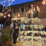 Nimrat Kaur Instagram - Gorgeous lights, customary annual Christmas walk, a million selfies and a visit from my baby sis for a present from Santa !!! Merry Christmas to all celebration from me and mine ♥️💋🥰👯‍♀️🎄 #merrychristmas #christmaseve #siblinglove #besttimes Ranwar Village
