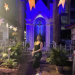 Nimrat Kaur Instagram - Gorgeous lights, customary annual Christmas walk, a million selfies and a visit from my baby sis for a present from Santa !!! Merry Christmas to all celebration from me and mine ♥️💋🥰👯‍♀️🎄 #merrychristmas #christmaseve #siblinglove #besttimes Ranwar Village
