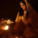 Nisha Guragain Instagram - Spreading Diwali vibes! ...🪔 📷- @faizialiphotography Location- @fzyfuzionstudio MUA- @makeupbybharti