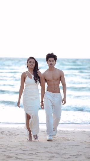 Nisha Guragain Instagram - 🌊 🫣
.
#teamlucky #dxb #dubai #luckydancer #btwitslucky