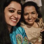Nisha Krishnan Instagram - #varisu absolutely loved the flim❤️ Every frame was stylish! Vijay Anna massssssss!!! Cutee Rashmika! 😍 Perfect package for vijay anna fans and family audiences 💯 Much needed family subject by Vamshi sir! So good to see Shyam in tamil film after long time!! Lovely watching with Shoba amma & entire crew #Vijay @directorvamshi @rashmika_mandanna #varisu #vijayfan