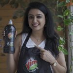Nisha Krishnan Instagram - Vim Black! The same yellow Vim with packaging to get his much needed attention to own his chores. Head over to @vimindia to know more. #Ad #VimBlack #OwnYourChores #LiquidTohSameHai #nishaganesh