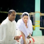 Nishita Goswami Instagram - বেতনী ৰাতি বিহু পৰিচালনা সমিতি আৰু ৰাইজৰ সহযোগত পৰম্পৰাগত তথা ধৰ্মীয় ৰীতি নীতিৰে আয়োজিত হোৱা ঐতিহাসিক ৰাতি বিহুত উপস্থিত আছিলোঁ। প্ৰতিজন মানুহকে চুই যাব পৰা অনুভূতি এই বিহু,বিশ্বাস আৰু আস্থাৰ লগত পৰম্পৰাৰ এই বিহু।নিশ্চয়কৈ ৰাতি বিহুৰ এই অনুভৱখিনিক শব্দৰে বুজাব নোৱাৰি,কেৱল অনুভৱ কৰিব পাৰি। ধন্যবাদ মোক নিমন্ত্ৰণ দিয়াৰ বাবে,অনুভৱ কৰোৱাৰ বাবে।🙏🙏🙏🙏🙏 #assam #tinsukia #makum #bihu #moranbihu