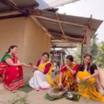 Nishita Goswami Instagram - কুঞ্জলতাক ২২ এপ্ৰিলৰ সন্ধিয়া ৬ বজাত আপোনালোকৰ মাজলৈ আগবঢ়াই দিম...❤️ @nishitagoswami01 @rimpidas @shyamontikasharma @digantabharati @pranoy.dutta.5 @sachin_baruah_official @bitul_cinematographer @juganta_das_photography @makeup_bijeta @makeup_artist_subhash @papluchetia