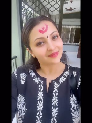 Nishita Goswami Instagram - Xubho Bijoya to all ..
Love and wishes 🙏🙏🙏