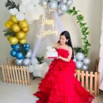 Nitanshi Goel Instagram - Happy 15th Birthday to me♥️✨ . 👗 @the_adhya_designer Event managed by @asquaremedia786 Decor- @all_grand_events 🎂@mariyams_cakery . #15thbirthday #happybirthday #nitanshigoel Its My Birthday