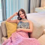 Nitanshi Goel Instagram - I purple you 💜🫶🏻✨ (4th one is a video) IIFA day 1 Location : @hiltonabudhabiyasisland Look @the_adhya_designer #IIFArocks #IIFA2023 #abudhabi #yasisland #hiltonhotel #indianbarbie #nitanshigoel #nitanshi #laapataladies #purple #💜 @yasisland Yas Island