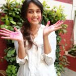 Niyati Joshi Instagram - Happy Holi !!! #holi #happyholi #festivalofcolours #actor #niyatijoshi
