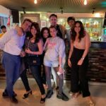 Niyati Joshi Instagram - Friday night Chaos !! #friendslikefamily #fridaynight #actor #niyatijoshi