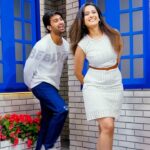 Niyati Joshi Instagram - Love this song!✨🤍 - #mohfam #mohakmanghani #niyatijoshi #dancevideo #bollywooddance #shirtdabutton #reelitfeelit