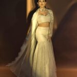 Nushrratt Bharuccha Instagram - My Hour ⏳ Outfit @awignaofficial Choker @ut_jewellery_by_harveen Earrings and ring @anayah_jewellery Stylist @nidhijeswani Makeup @vardannayak Hair @cheemabaljit2 📸 @miteshsphotography