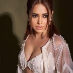 Nushrratt Bharuccha Instagram - 🕊️ Outfit @theohailakhanofficial Jewelry @bblingg_meghana Makeup @vardannayak Hair @ashwini_hairstylist Stylist @nidhijeswani Photographer @visualaffairs_va