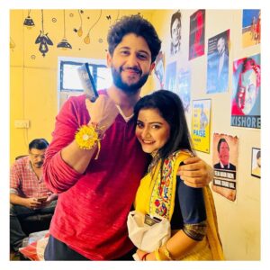 Oindrila Saha Instagram - Happy rakhi🥰
Miss u @dhrubo.s da😢❣️