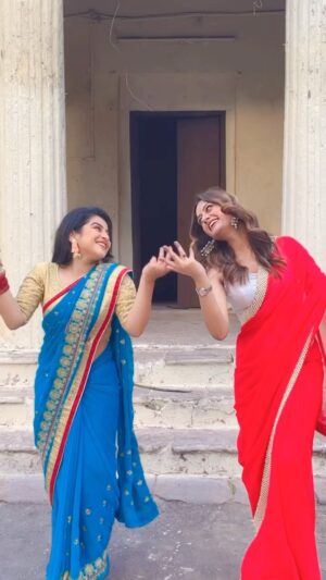 Oindrila Saha Instagram - Tapa & Tini ❤️💙
#reels #bonding #love #tapatini 
@shibumukherjeeofficial #belashuru 
📸 @reel_ananya