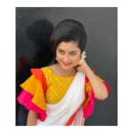Oindrila Saha Instagram - শুভ দ্বিতীয়া🧡