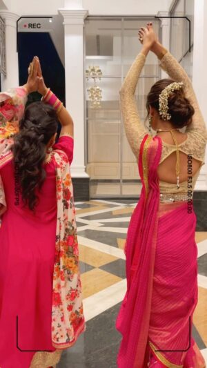 Oindrila Saha Instagram - 💕🌸💗

#gangubaikathiawadi #gangubai @aliaabhatt #aliabhatt #dholida #love #dance