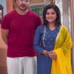 Oindrila Saha Instagram - আজ #TumiiJeAmarMaa -এর ৪০০ তম পর্ব। আপনারা এভাবে পাশে থাকলে আমরা এগিয়ে যাবো আরো অনেকটা পথ। দেখতে থাকুন #TumiiJeAmarMaa প্রতিদিন রাত 9:00 PM -এ #ColorsBangla -য়। @priya_mondal_official @sumandey321 @oindrilasaha21