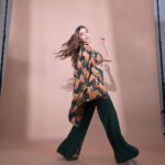 Palak Purswani Instagram - I’d wife me up too ;) Shot by @deepak_das_photography Outfit @ahiclothing Styled by @anamikajain__ Makeup @meenalvidhani Hair @makeupbyriddhikothari Location @backstage_mumbai Jewellery @zariinjewelry