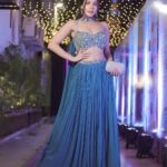 Palak Purswani Instagram - A night of glamour & glitz ✨ 📸 @lsd.photography.official Outfit @maisolos.world Styled by @aarshiirani Makeup @nancypamnanimua Hair @makeupandhairbydisha • • • • #palakpurswani #diwalioutfit #ethnicwear #diwalivibes #lehenga