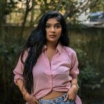 Parvathy Saran Instagram - progress 🍃 . . shot by @you_and_i_studios MUA @tarangini_mua Stylist @meghal_chauhan