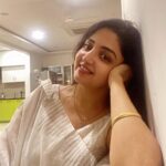 Poonam Kaur Instagram - 🫶 Nothing is so strong as gentleness, nothing so gentle as real strength. Saint Francis de Sales