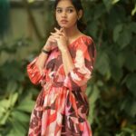 Pranika Dhakshu Instagram - Unique..!!!! 🍃✨ Camera : @camerasenthil Shoot organiser : @rrajeshananda Makeup : @anjusartistry . . . #pranikadhakshu #shootday #westernstyle #fashionmodel