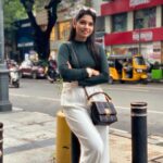 Pranika Dhakshu Instagram - Pora pokula ❤️📸 Outfit @myzudio #pranikadhakshu #zara #streetphotography #tnagar #chennai #style T.Nagar