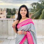 Pranika Dhakshu Instagram - என் விலாசமே அவள்தான்…!!!!! 🍃✨ Beautiful saree from @kaithari_nesavu_sarees Blouse @vmakeu_designer_blouses . . . #pranikadhakshu #saree #sareelove #sareelover #sareefashion #sareecollection #style #traditional