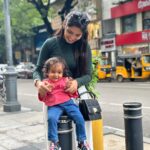 Pranika Dhakshu Instagram - My Laddu ..!!! 🍃✨ #laddu #child #memories #mamaponnu #throwbackpic #annapoorani #kuttyma