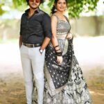 Pranika Dhakshu Instagram - Men may come men may go…but we hold on together forever my bestestttt friend 🖤✨ Pyar me junoon hai... Par dosti me sukoon hai 🥰 aur mein zaruu…mein tumhen kabhe nahin chodna chaahata 🫂 . . . 📷: @skmani_photography . . #sanjayraja #pranikadhakshu #bestfriends #bestfriendsforever #trending #instagram #black #actor #photoshoot #forever #constant