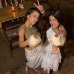 Pranitaa Pandit Instagram - "🍅 Savoring the Good Life at Tomatoes in Goa! 🌴🌊 When it comes to beachside bliss, this place has it all! From mouthwatering dishes that leave your taste buds dancing to the tranquil sound of waves, every moment here is a slice of paradise. Watch us indulge in the finest flavors and soak up the sun-kissed ambiance. Life is better with sand between your toes and a plate full of deliciousness in front of you! 😍🍽️ #TomatoesInGoa #BeachsideBliss #FoodieHeaven #ParadiseFound" Location @tomatosmorjim