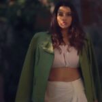 Pranitaa Pandit Instagram - I ve survived heartbreak with coffee , sunglasses & songs .. In love with this track @jasleenroyal you are just amazing ur voice is healing .. And I love my sunglasses @fabiobiancoeyewear 📸📸📸- @lighterature_studios @dattagawadegoa Villa @mirashyahomes Outfit @redcarpet_heritage_boutique #sunglasses #stunning #beautifulsong Goa, India