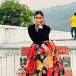 Pranjal Dahiya Instagram - ‘Jo sakoon badal janay mein hai Woh badlay mein kaha’
