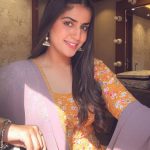 Pranjal Dahiya Instagram - Je Yaar Ni Banauna Mainu Jhanjar Bana Lai Pair Di ✨