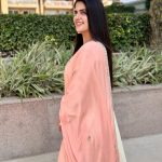 Pranjal Dahiya Instagram - Peace looks pretty🤍 . Beautiful outfit by @mumtazcouture_1