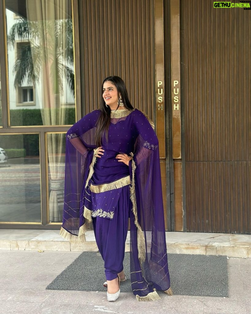 Pranjal Dahiya Instagram - Wearing this beautiful outfit from @culturehisar 🤍 . . #gulabiqueen #pranjaldahiya
