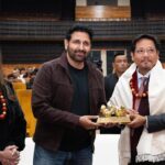 Preeti Jhangiani Instagram – Pro Panja League Co-Founders Mr @dabasparvin and Mrs @jhangianipreeti presenting the PPL momento to Hon’ble Chief Minister of Meghalaya Shri @conrad_k_sangma Ji at the Shillong ArmFight-National ArmWrestling Championship 

#ProPanjaLeague #Armwrestling