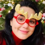 Preity Zinta Instagram - Merry Christmas from me and mine to you & yours ❤️💕❤️🎅🧿🎄❤️💕 #MerryChristmas #Celebration #Gratitude #Family #Ting