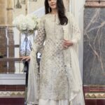 Preity Zinta Instagram - All white, all right ❤️💫🪔 #ting Birmingham, United Kingdom