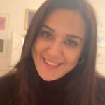Preity Zinta Instagram - Over the years I have consistently read in various media articles that I have changed my name from Pritam Singh Zinta to Preity Zinta. I have tried to set the record straight so many times by telling everyone that, on the sets of “Soldier” @iambobbydeol called me Pritam Singh as a Joke ( pls ask him why he chose that name when u meet him 🤩) The movie became a blockbuster, our friendship flourished & since then Pritam Singh - the name is still stuck to me….. Bachaao 🙈 So one last time folks - Pritam Singh was NEVER my name. It’s always been Preity ❤️ Hope this clarifies everything once and for all. #Ting #Factcheck #PreityGZinta #PreityZinta #LordBobbyDeol