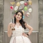Priya Ahuja Instagram - Feeling Grateful to receive This One! Thank u @stareminenceawards If we observe, everything happening in our lives is all grace. Whatever I am today it is because of the various Gurus who taught me abt life directly or indirectly Eternally Grateful 🙏 Aap sabhi ko GURU POORNIMA ki shubhkamnaein . . . Stylist: @style_deintrepide Outfit: @purvisethiacouture Jewellery: @itahdnura Hair: @makeupbyurmee