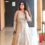 Priya Jerson Instagram - காத்திருந்தால், எதுவும் நடக்காது. இறங்கி போராடு. வெற்றி உன் மகுடம் ஆகும். This is just the beginning and needs to learn,work and grow a lot from today. Super singer is not just a competition it's an emotion and so proud to be a part of it❤️Sharing my victory with equally deserving ones, super talented,my best friends and my biggest supporters @v___pooja and @abhijithanilkumar_ ❤️❤️happy that you guys are a part of my life now. Still can't believe what all happened on finale and the support you guys gives me makes me emotional all the time. I didn't expect this support and love and i promise to keep you all entertained whenever I get a chance and surely i will work hard to reach my next goal. Preparing for my next dreams... 📸 : @arvinthiyer Costume : @styl_chennai