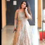 Priya Jerson Instagram - காத்திருந்தால், எதுவும் நடக்காது. இறங்கி போராடு. வெற்றி உன் மகுடம் ஆகும். This is just the beginning and needs to learn,work and grow a lot from today. Super singer is not just a competition it's an emotion and so proud to be a part of it❤️Sharing my victory with equally deserving ones, super talented,my best friends and my biggest supporters @v___pooja and @abhijithanilkumar_ ❤️❤️happy that you guys are a part of my life now. Still can't believe what all happened on finale and the support you guys gives me makes me emotional all the time. I didn't expect this support and love and i promise to keep you all entertained whenever I get a chance and surely i will work hard to reach my next goal. Preparing for my next dreams... 📸 : @arvinthiyer Costume : @styl_chennai