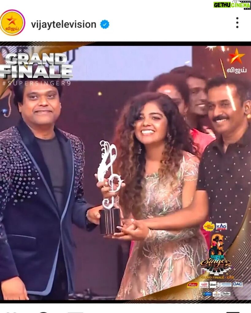 Priya Jerson Instagram - Is this a dream? 1st runner up of Super Singer 9. Thanks a ton to all my supporters and well wishers. Thank you so much dearest @malavika_anilkumar_music for training me and motivating me each and every time..my pillar of support😘😘 and my super rockstar @punyasworld i love you❤️💋 @ravoofa.h.k @prathimacuppala @mediamasons thanks a ton to u all for giving me a life when i was struggling a lot to survive ❤️forever grateful🙏❤️thank you pappa and mummy for introducing me to music @jersonjaya @jersoncantony 🌎🎶 Thanks to all tamil makkals for believing in me and helping me to get this far. I love u all soooo much and will try me best to keep u all entertained 💪❤️ #supersingerpriyajerson #supersinger9 #vijaytvshow #vijaytelevision #supersinger #vijaytv #priyajerson