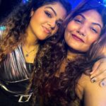 Priya Jerson Instagram - After long tym Ma celebrity girl ❤️🫂😘 @priya.jerson Oru maattavum illa bla bla bla bla bla 😅😌 Coimbatore, Tamil Nadu