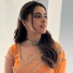 Priyanka Mohan Instagram - Spamming on the go 🤷🏻‍♀️ 📸 by my talented hairstylist/ photographer @chinnahairstylist 🧞‍♂️ PS: last one is my favourite🥶